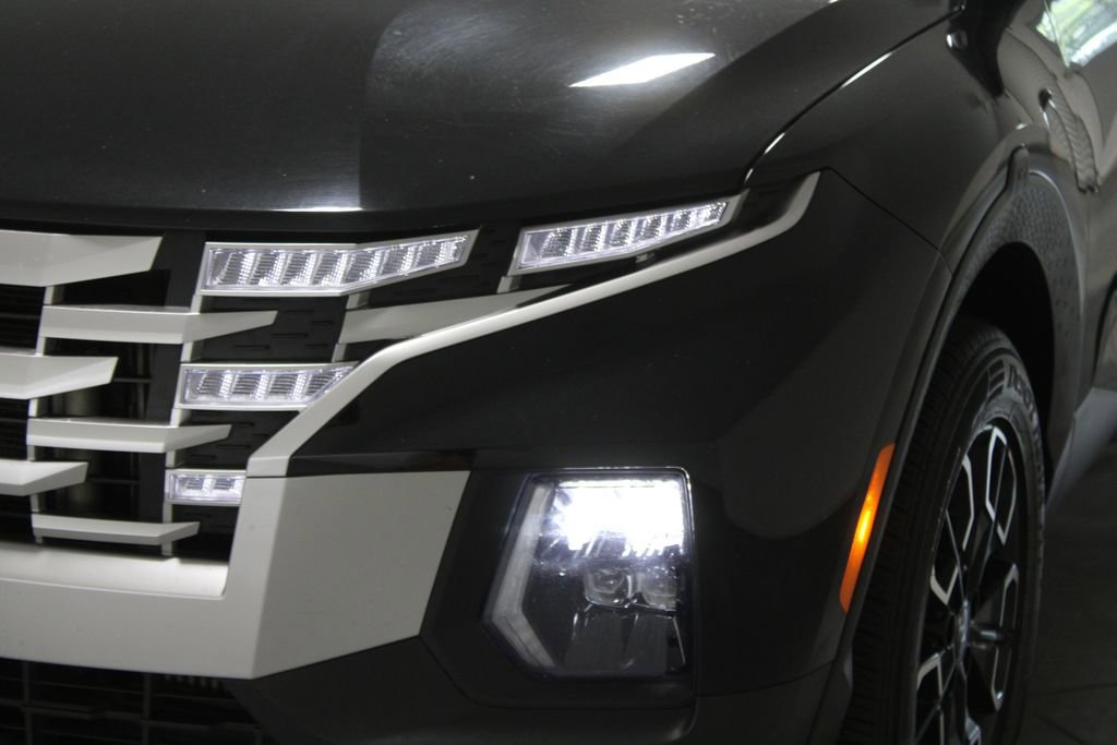 Used 2023 Hyundai Santa Cruz SEL Premium image 48