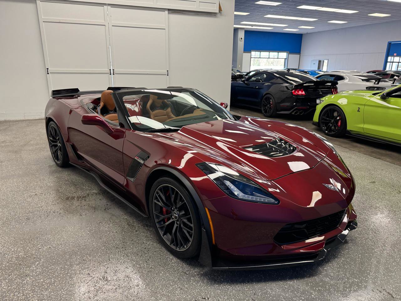 Used 2017 Chevrolet Corvette Z06 w/ Z07 Performance Package RWD image 4