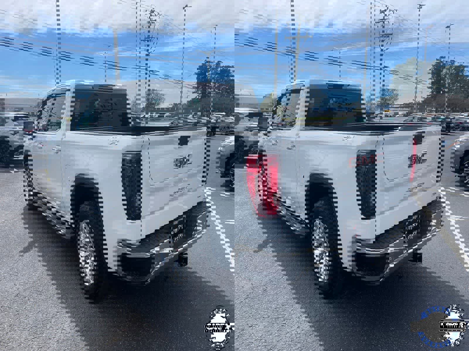 Used 2020 GMC Sierra 1500 SLT w/ SLT Premium Plus Package image 3