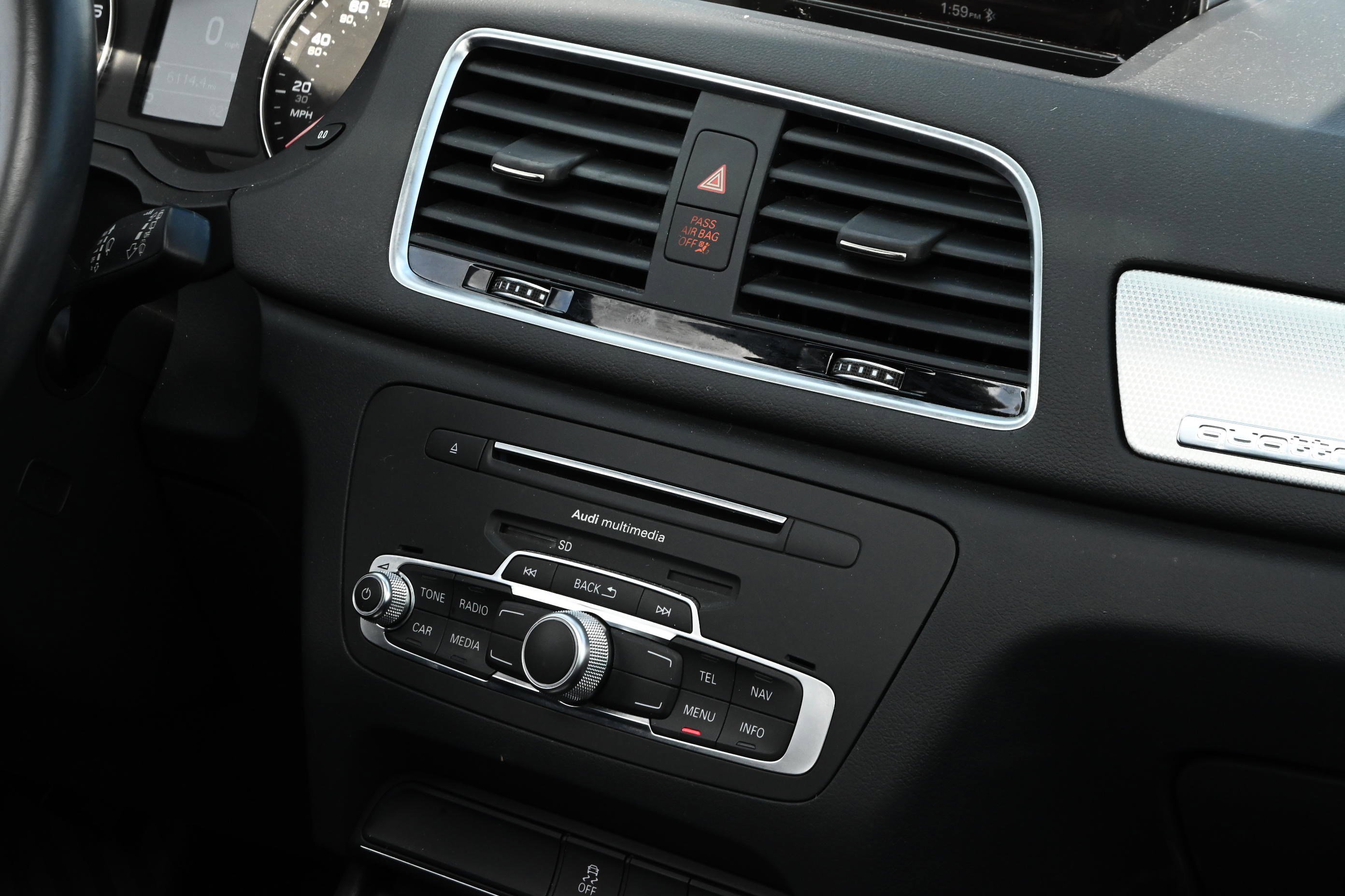 Used 2018 Audi Q3 2.0T Premium w/ Convenience Package image 27