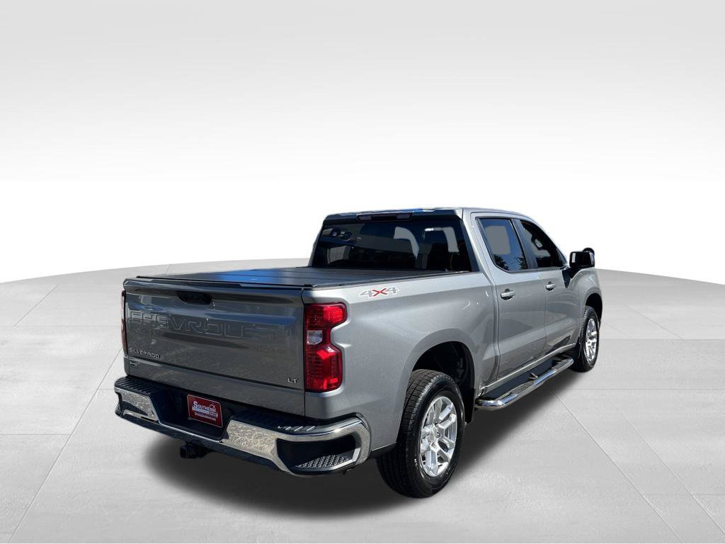 Used 2023 Chevrolet Silverado 1500 LT AWD/4WD image 32