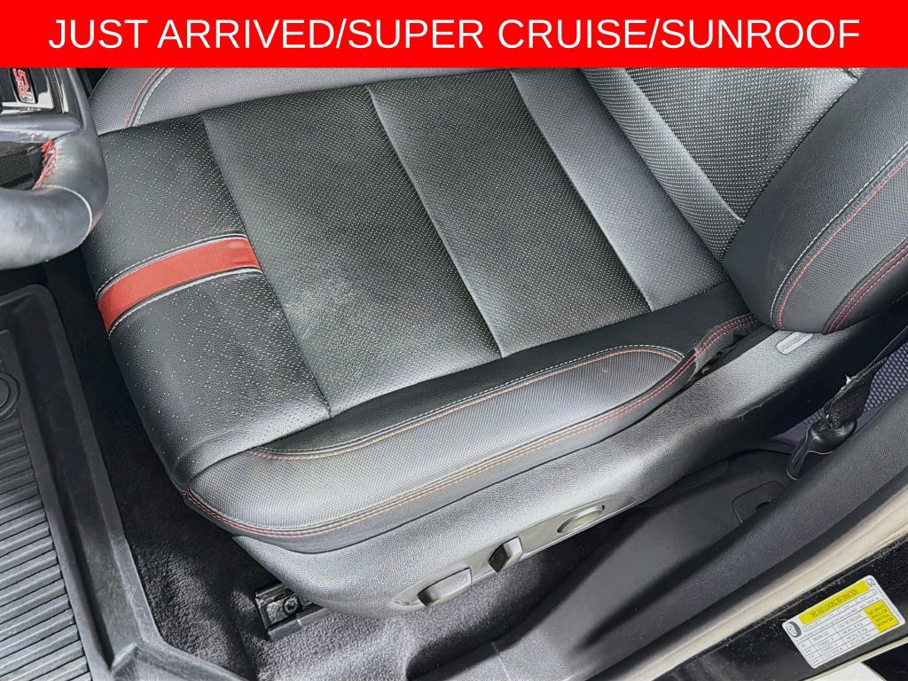 Used 2025 Chevrolet Traverse RS w/ LPO, Floor Liner Package AWD/4WD image 20