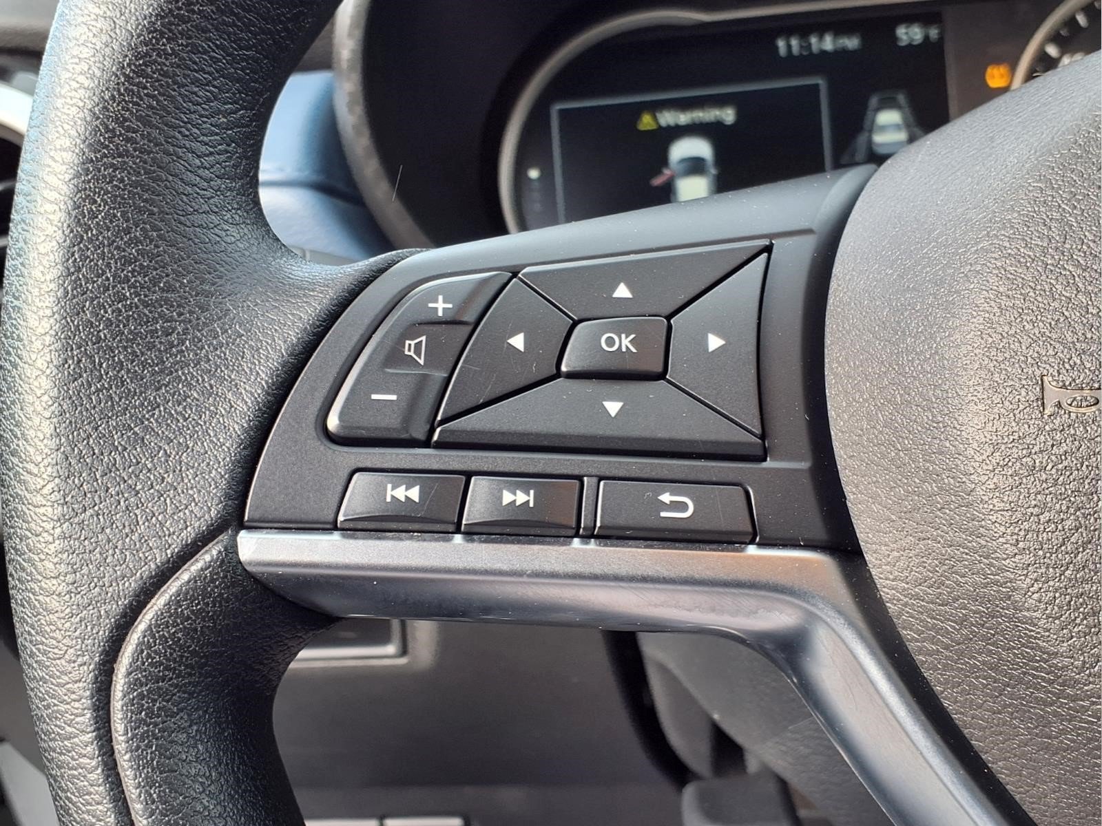 Used 2025 Nissan Versa SV FWD image 16