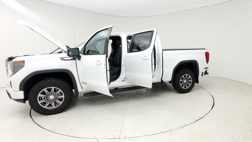 Used 2024 GMC Sierra 1500 AT4 w/ AT4 Preferred Package image 11