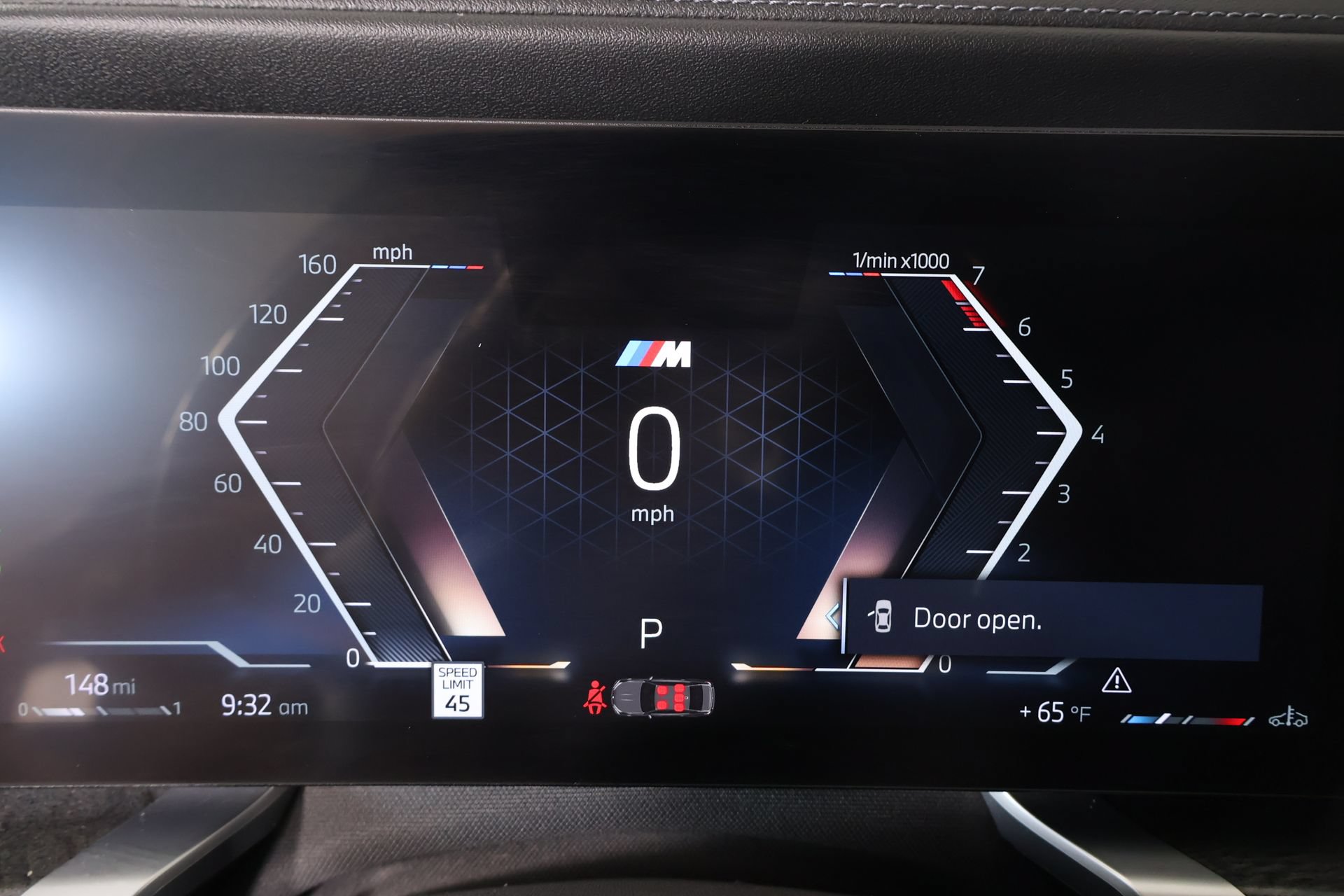 Used 2023 BMW 760i xDrive w/ Luxury Rear Seating Package AWD/4WD image 4