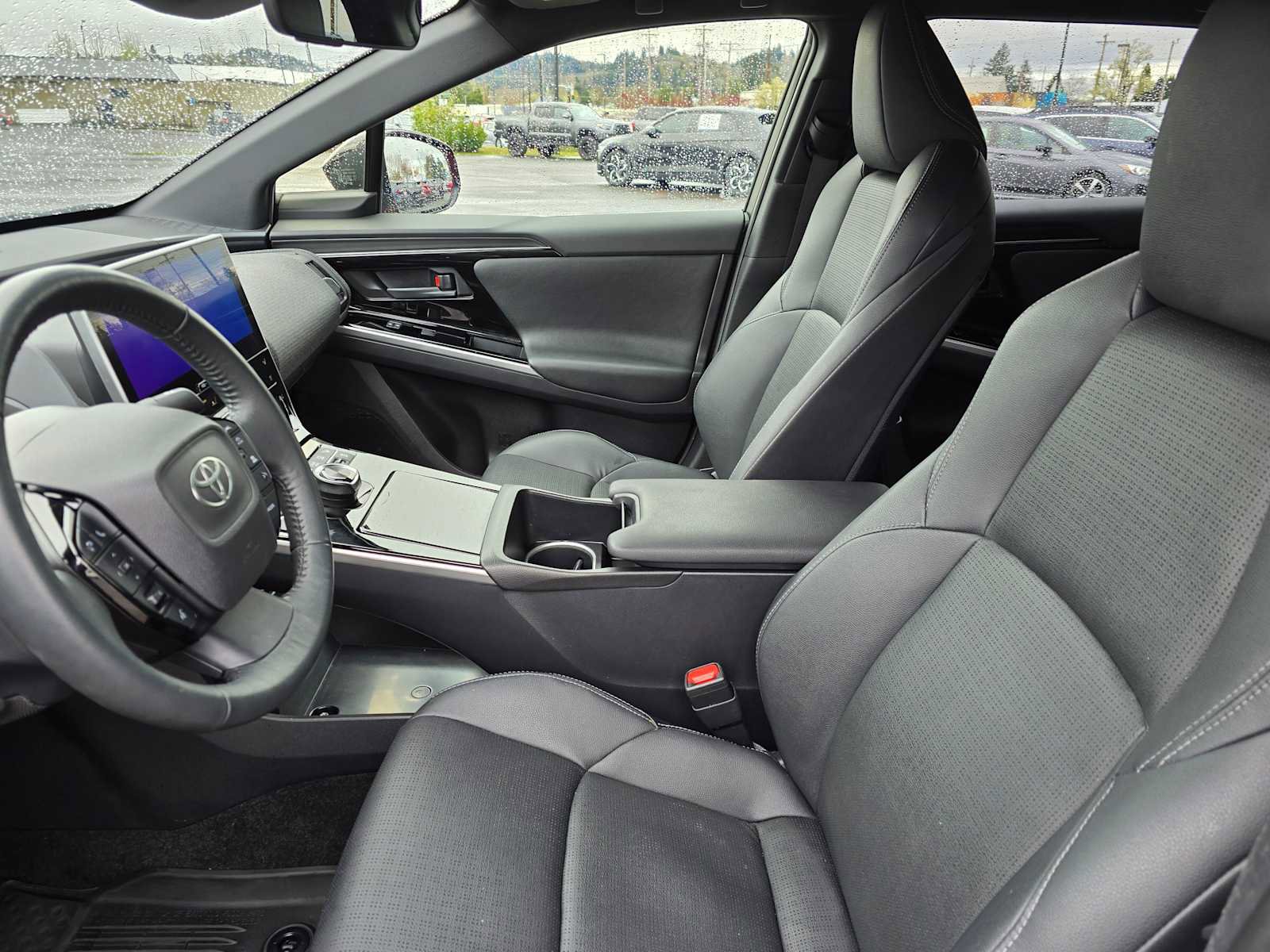 Used 2024 Toyota bZ4X Limited image 20