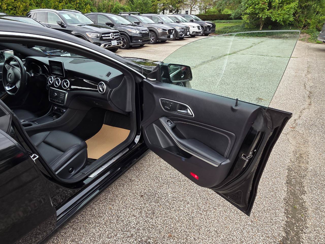 Used 2015 Mercedes-Benz CLA 250 4MATIC image 10