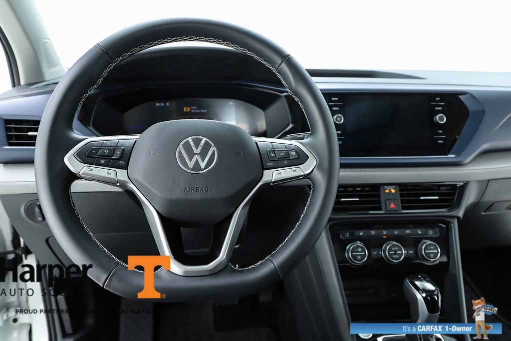 Used 2024 Volkswagen Taos SE w/ Panoramic Sunroof Package AWD/4WD image 20