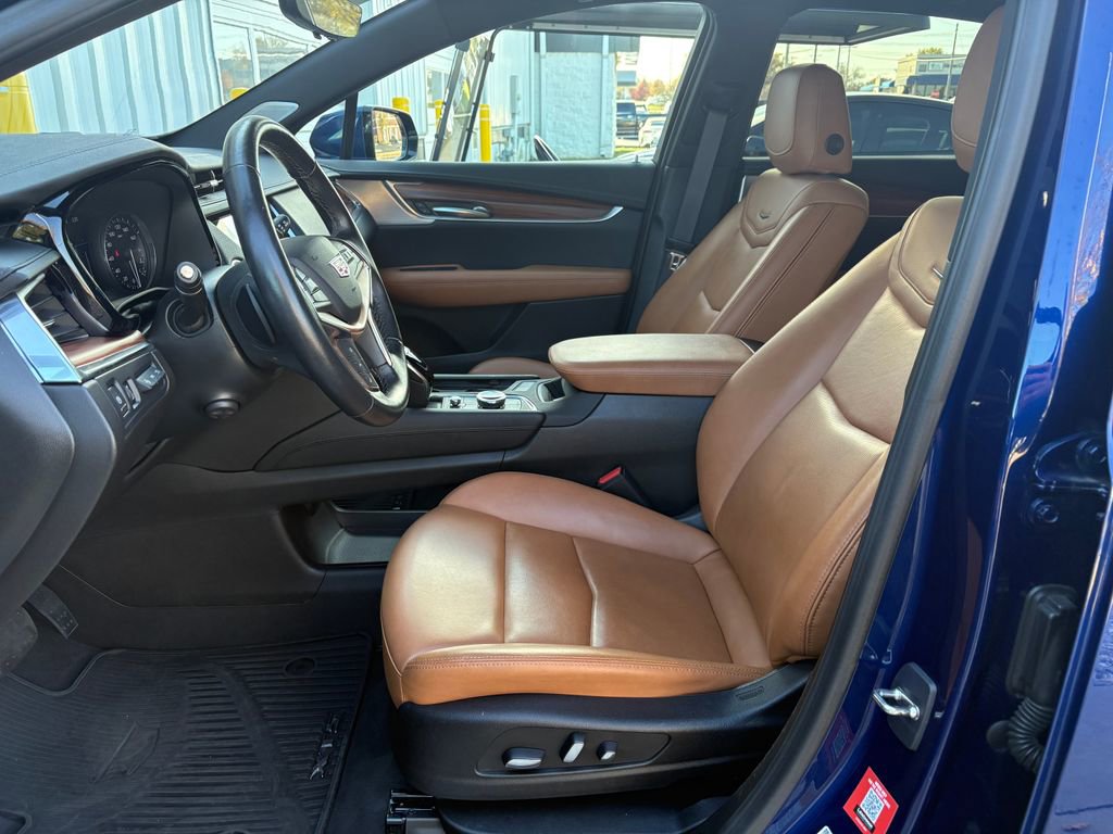 Certified 2024 Cadillac XT5 Premium Luxury w/ Technology Package image 16