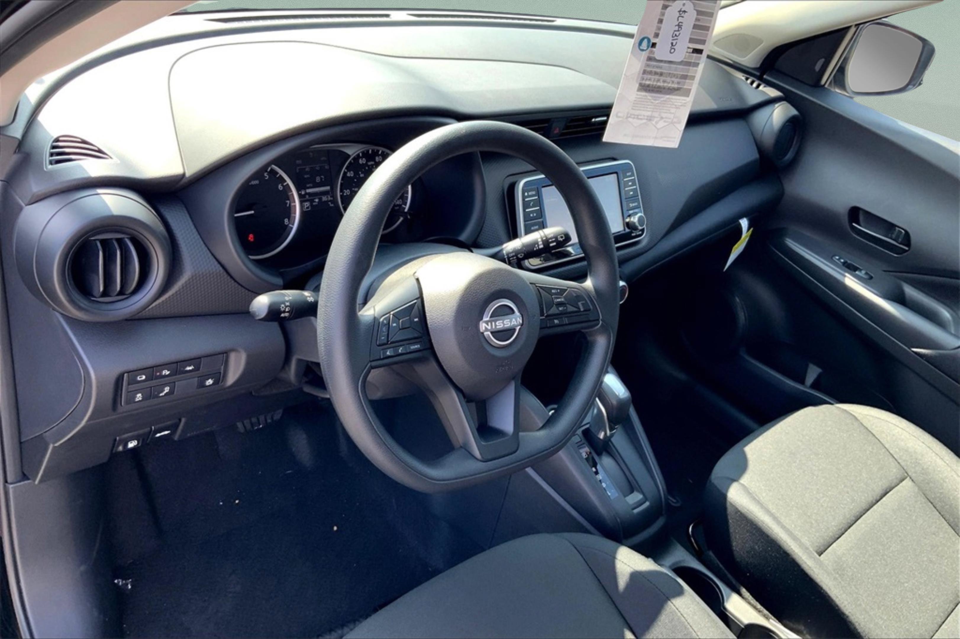 New 2025 Nissan Kicks Play S FWD image 7