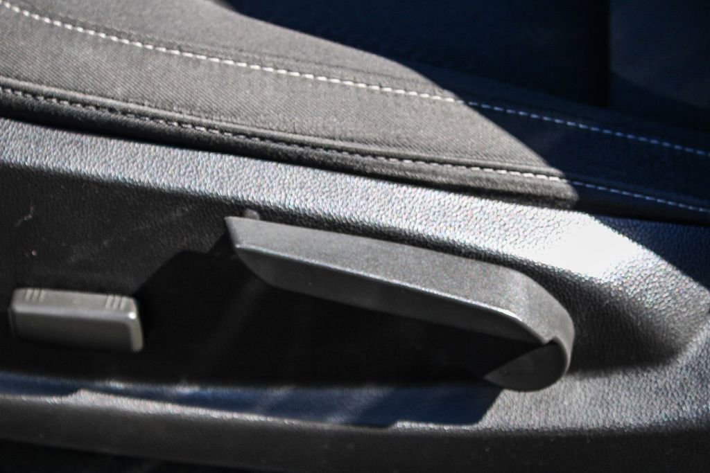 Used 2021 GMC Canyon Elevation w/ Driver Alert Package image 21