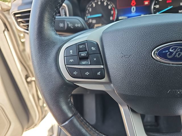 Certified 2023 Ford Explorer XLT w/ Equipment Group 202A AWD/4WD image 19