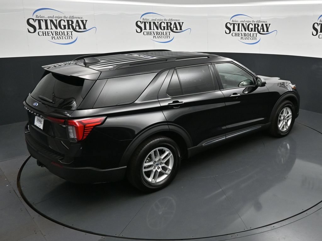 Used 2025 Ford Explorer Active RWD image 33