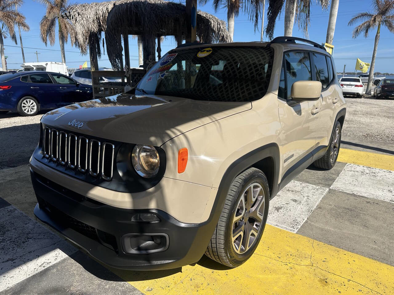 Used 2015 Jeep Renegade Latitude image 1