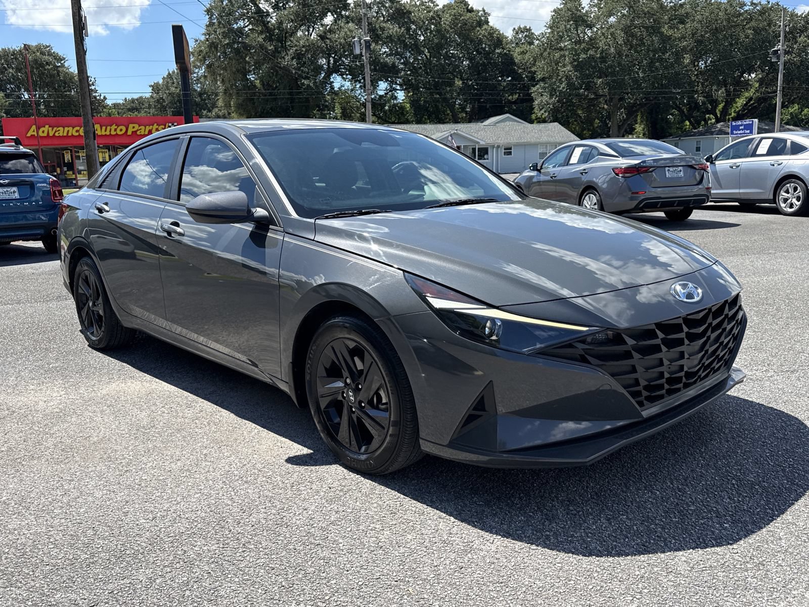 Used 2023 Hyundai Elantra SEL FWD image 7