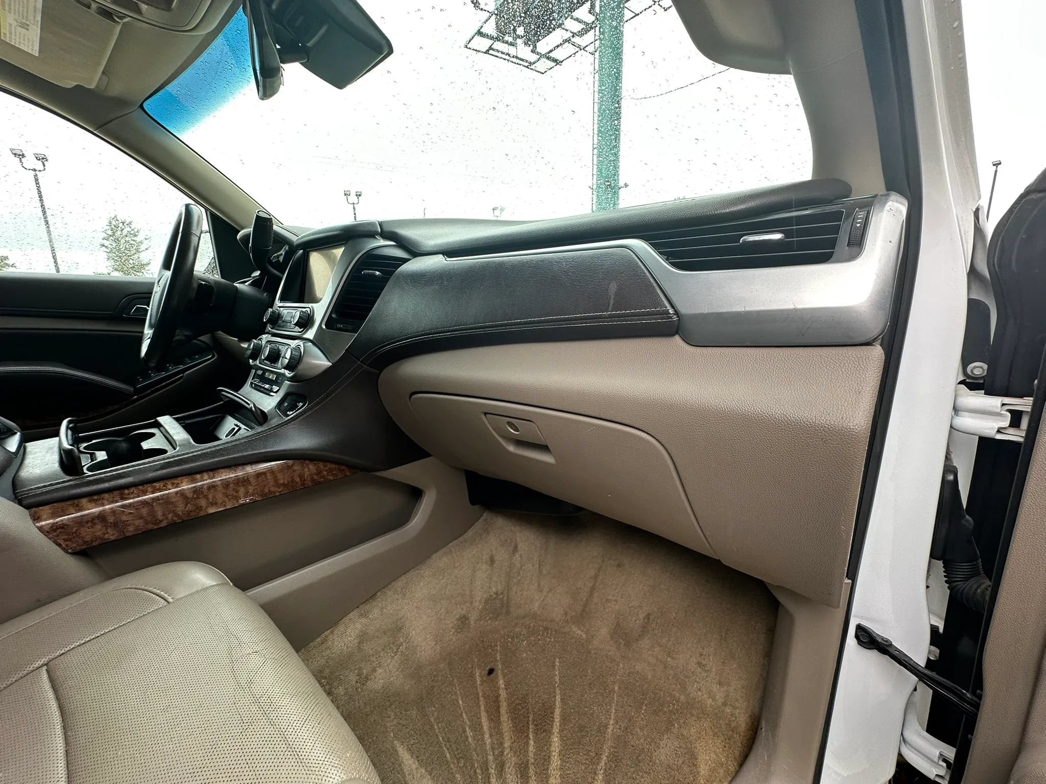 Used 2015 Chevrolet Tahoe LTZ AWD/4WD image 23
