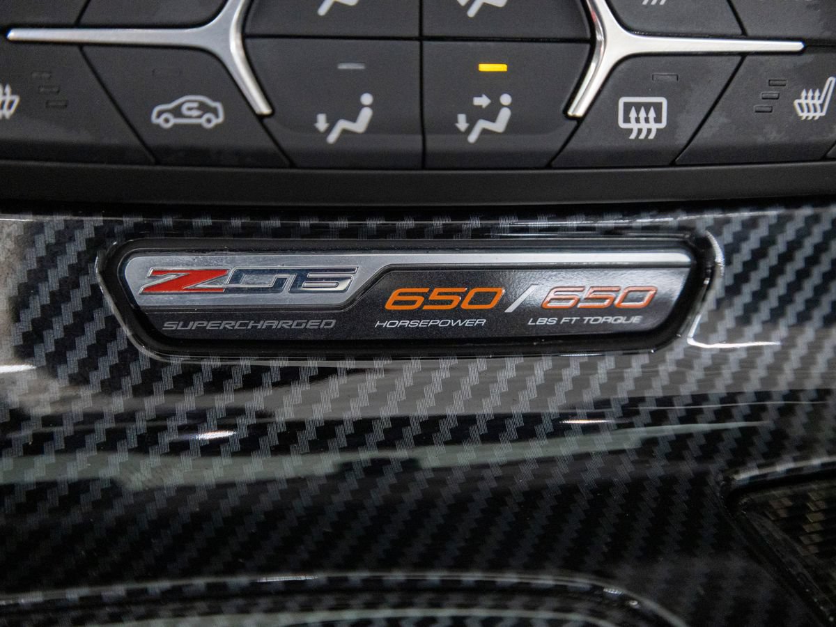Used 2016 Chevrolet Corvette Z06 w/ 3LZ Preferred Equipment Group RWD image 21