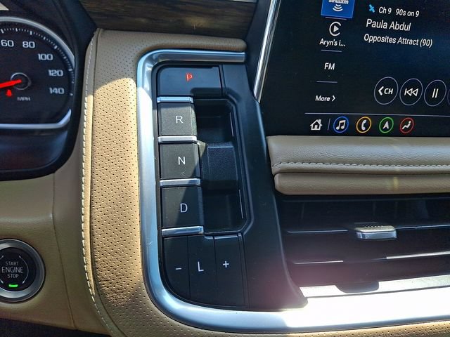 Used 2021 Chevrolet Suburban Premier w/ Premium Package AWD/4WD image 17