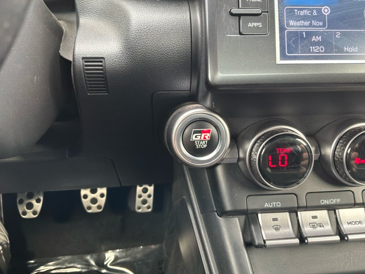 Used 2023 Toyota GR86 Premium RWD image 16