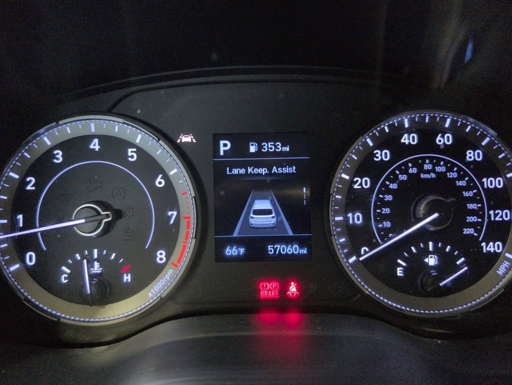 Certified 2021 Hyundai Venue image 16