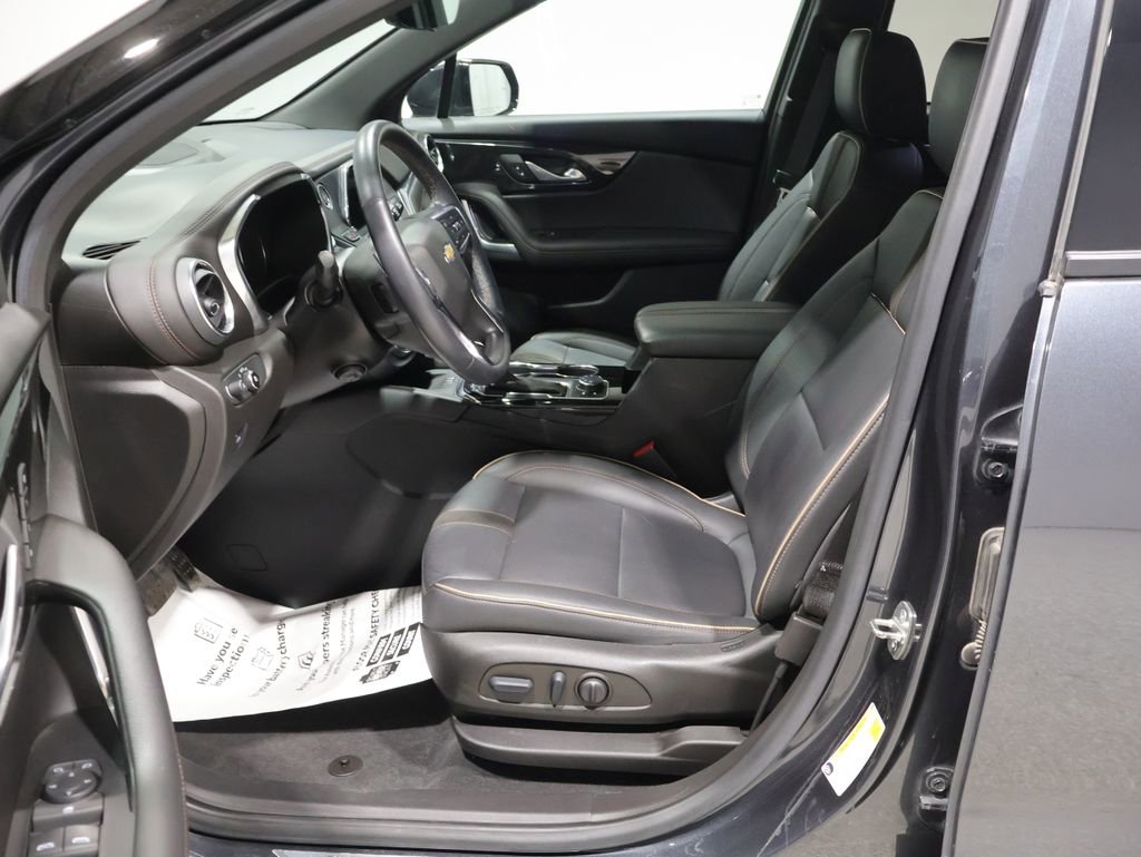 Used 2022 Chevrolet Blazer Premier w/ Enhanced Convenience Package AWD/4WD image 11
