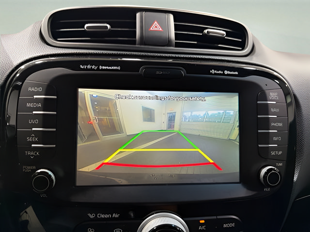 Used 2015 Kia Soul + w/ Audio Package FWD image 23