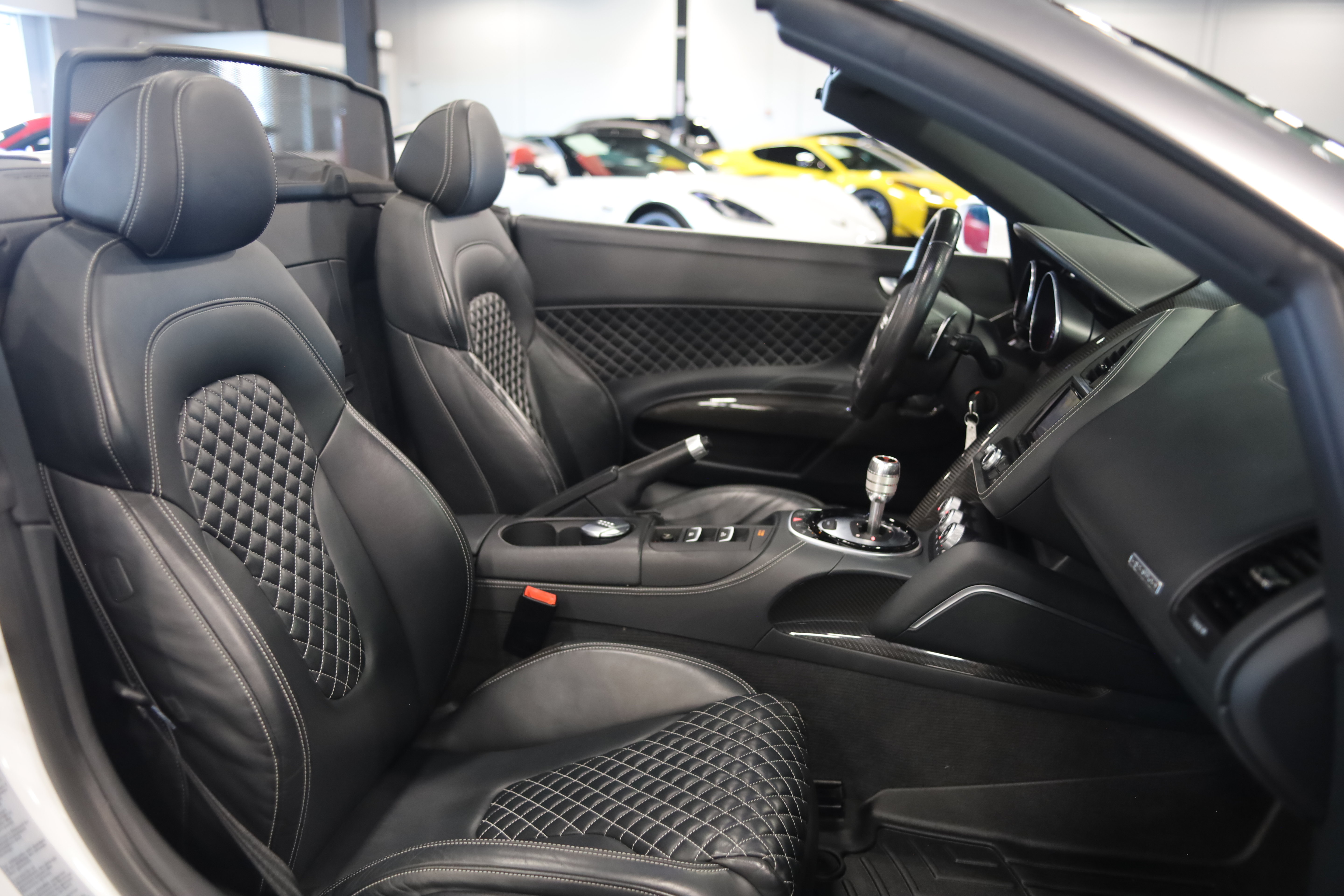Used 2015 Audi R8 V10 AWD/4WD image 42