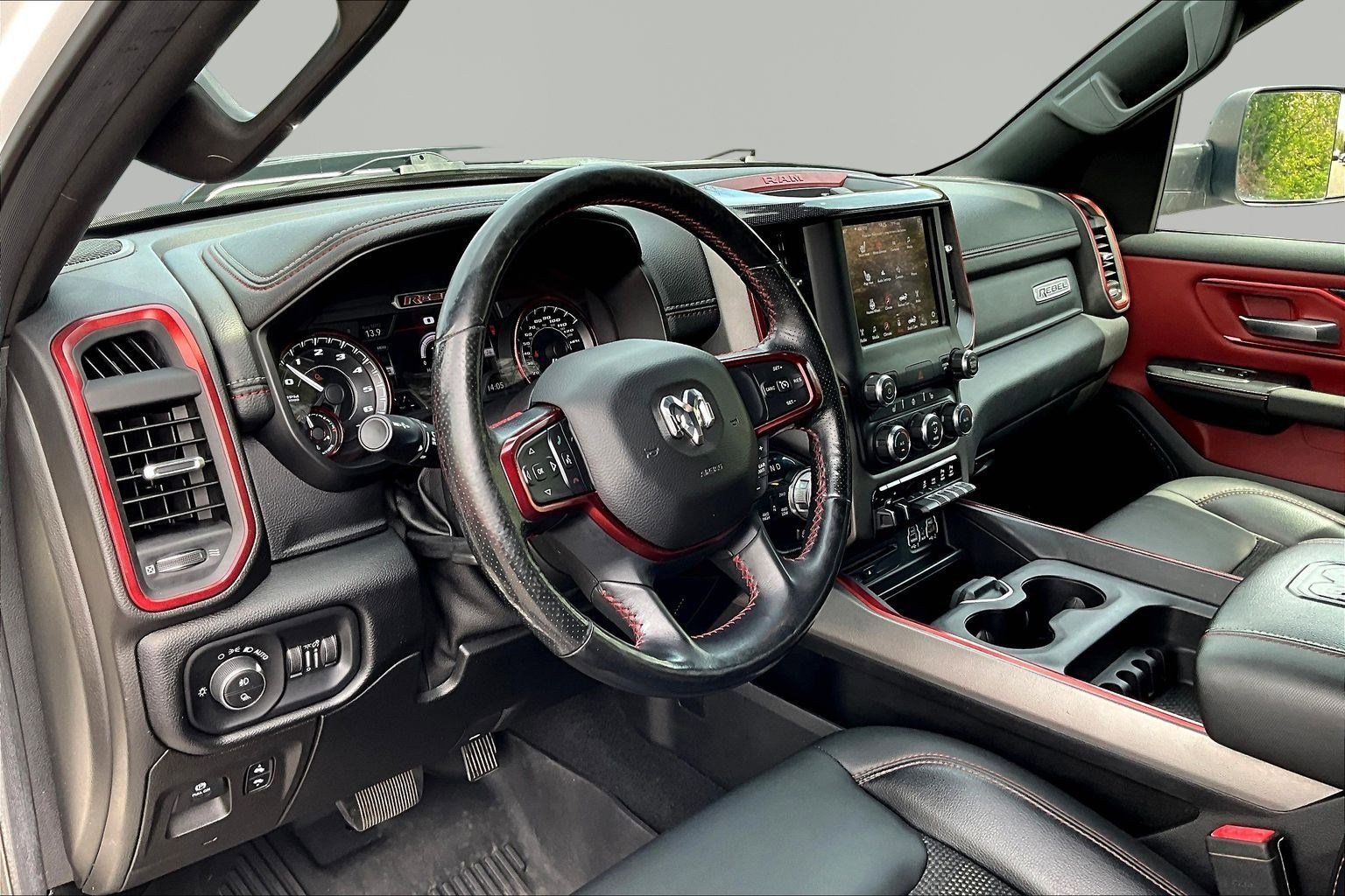 Used 2019 RAM 1500 Rebel w/ Level 2 Equipment Group AWD/4WD image 17