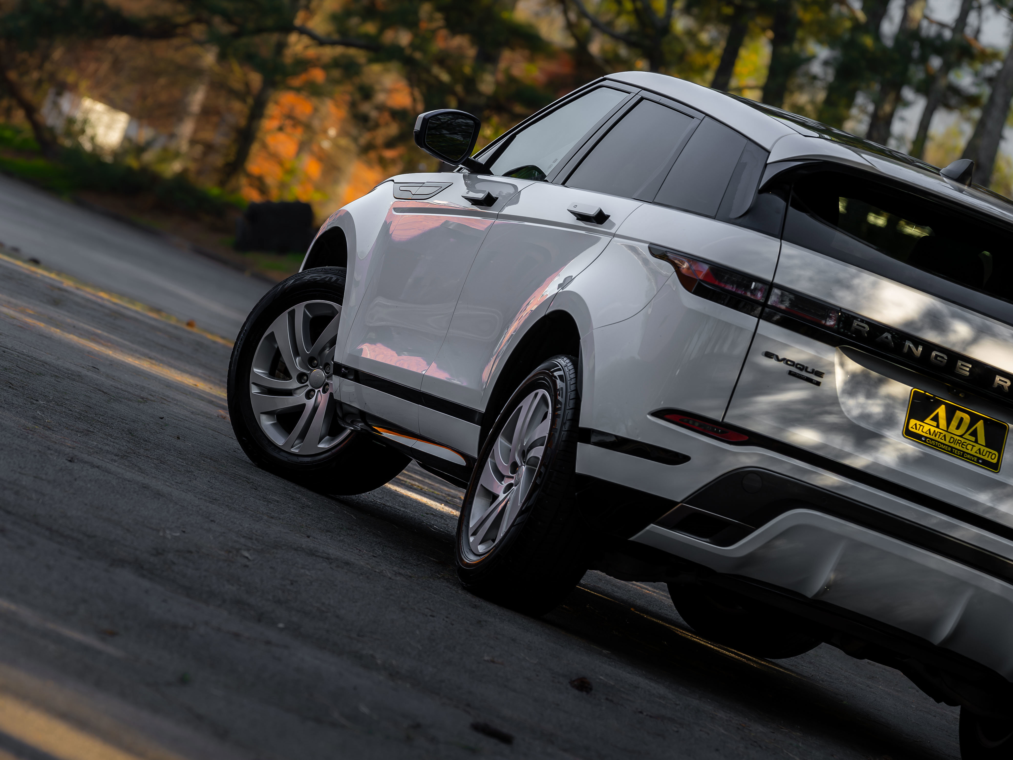 Used 2020 Land Rover Range Rover Evoque R-Dynamic S AWD/4WD image 25