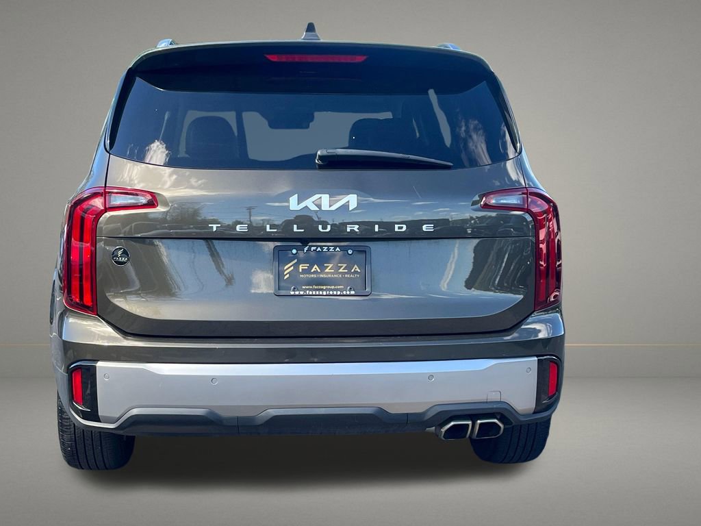 Used 2025 Kia Telluride S FWD image 4