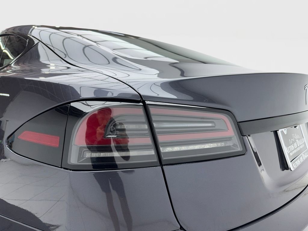 Used 2023 Tesla Model S image 9