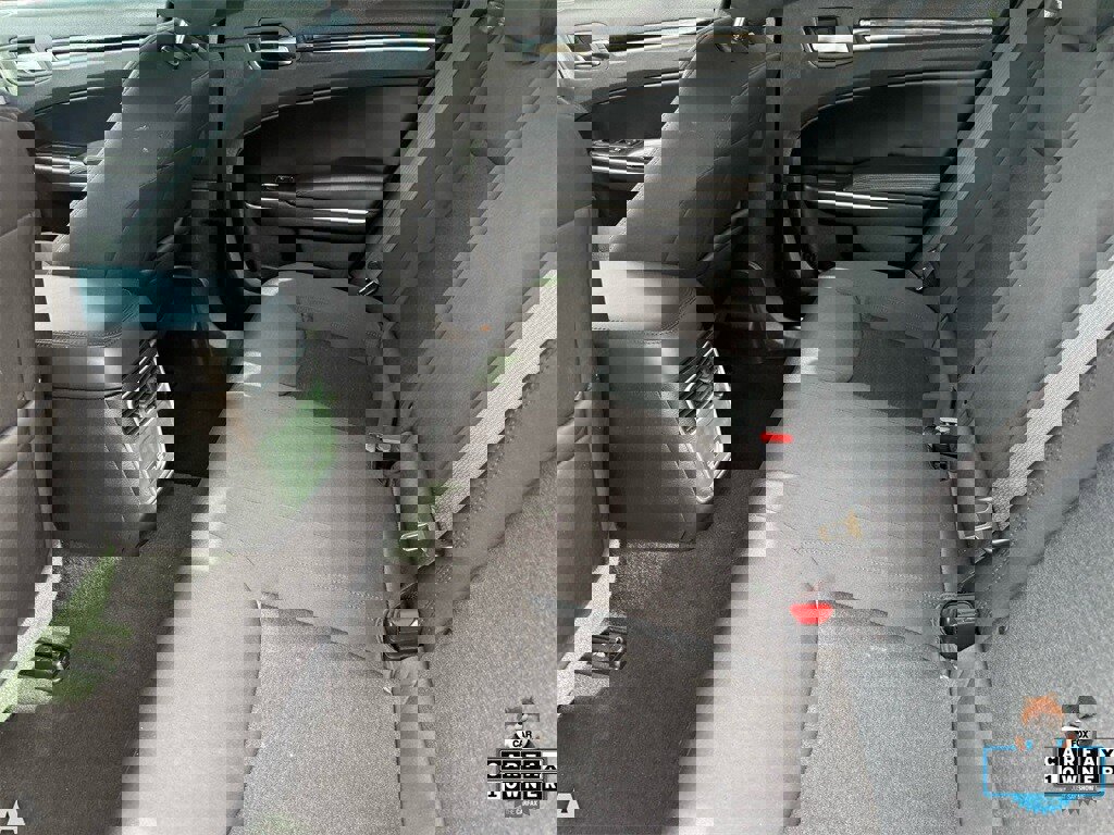 Certified 2023 Chrysler 300 Touring w/ Sport Appearance Package image 23