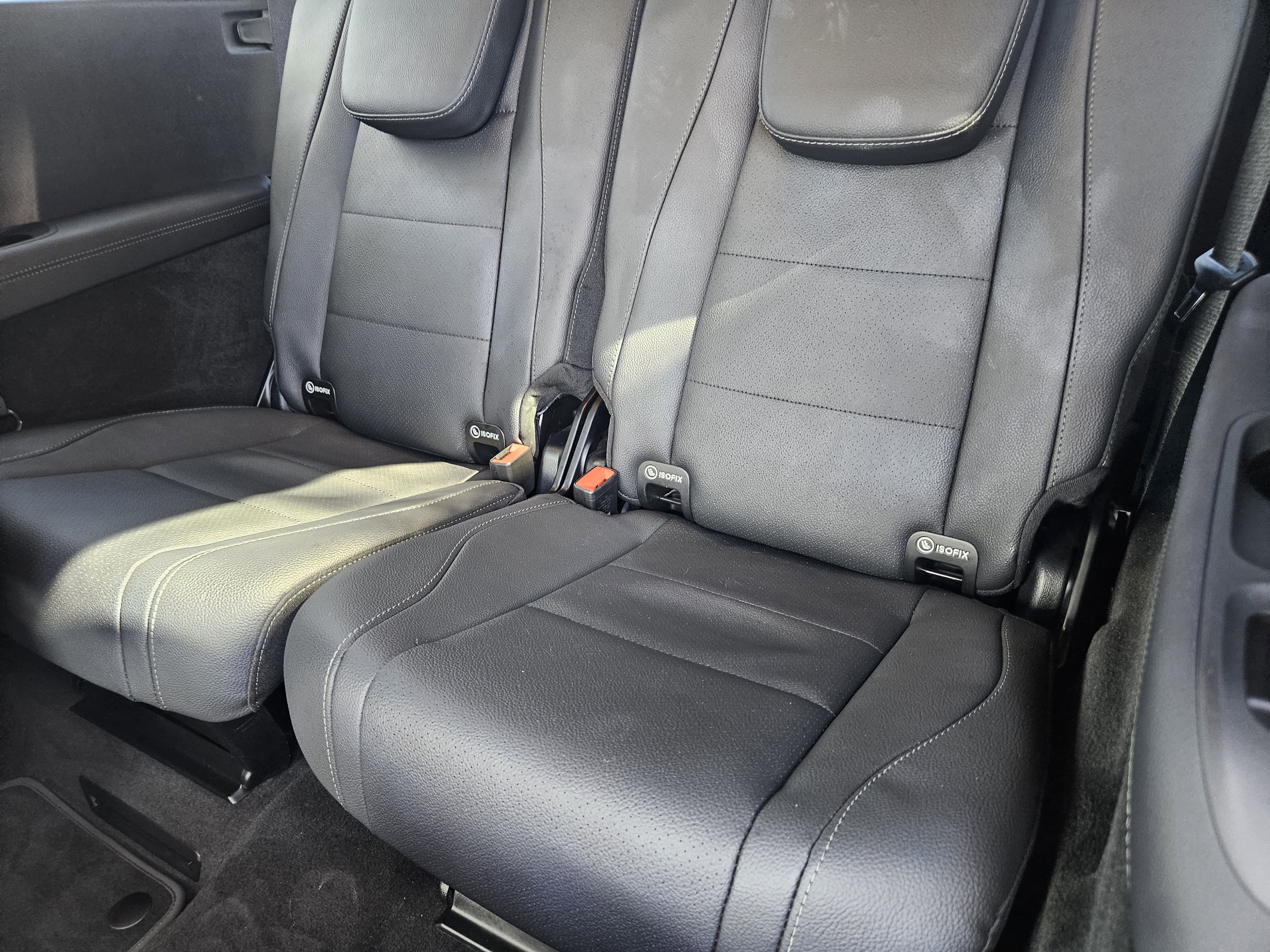 Used 2023 Mercedes-Benz GLS 450 4MATIC image 31