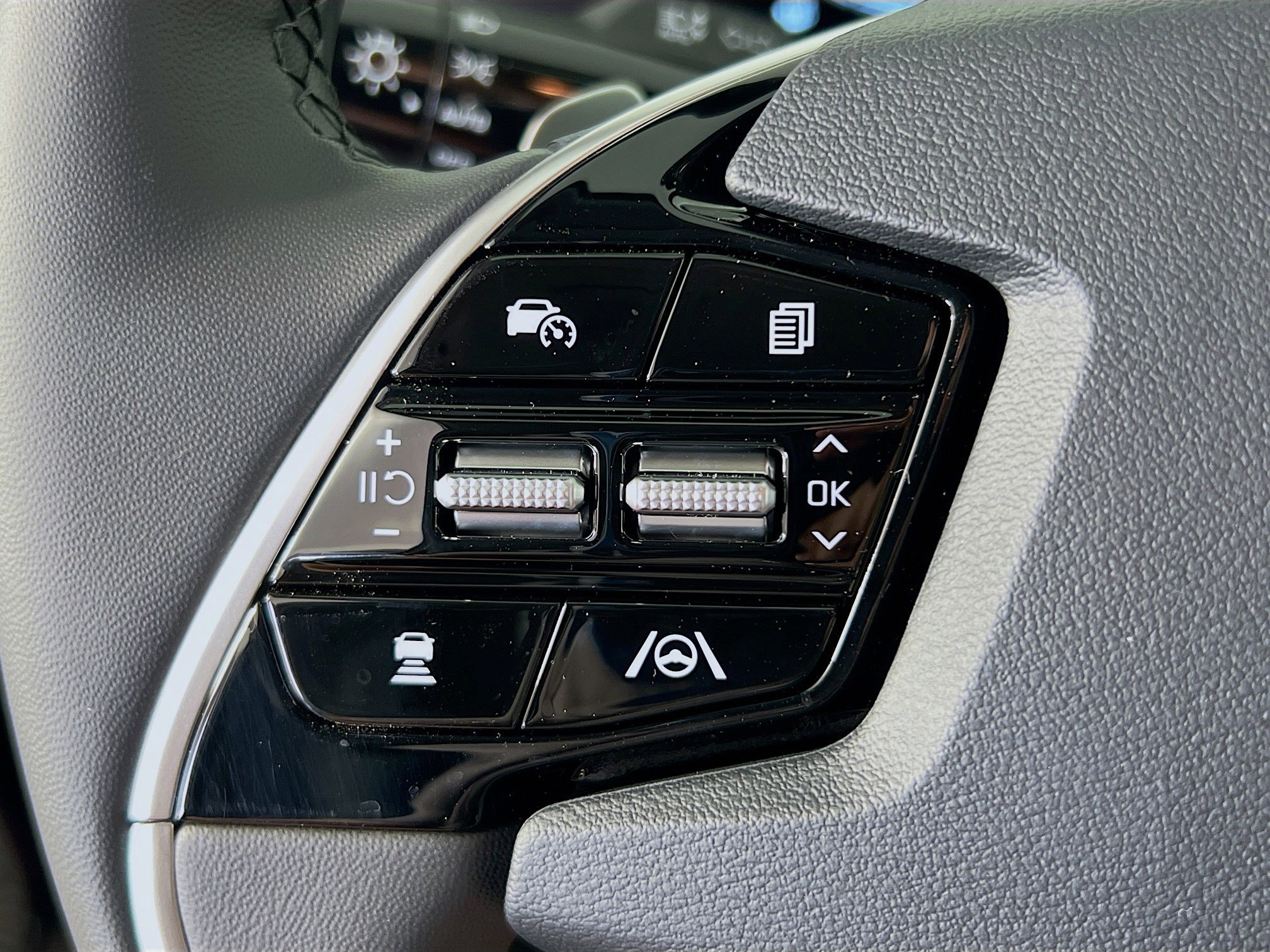 New 2025 Kia Niro EX image 15