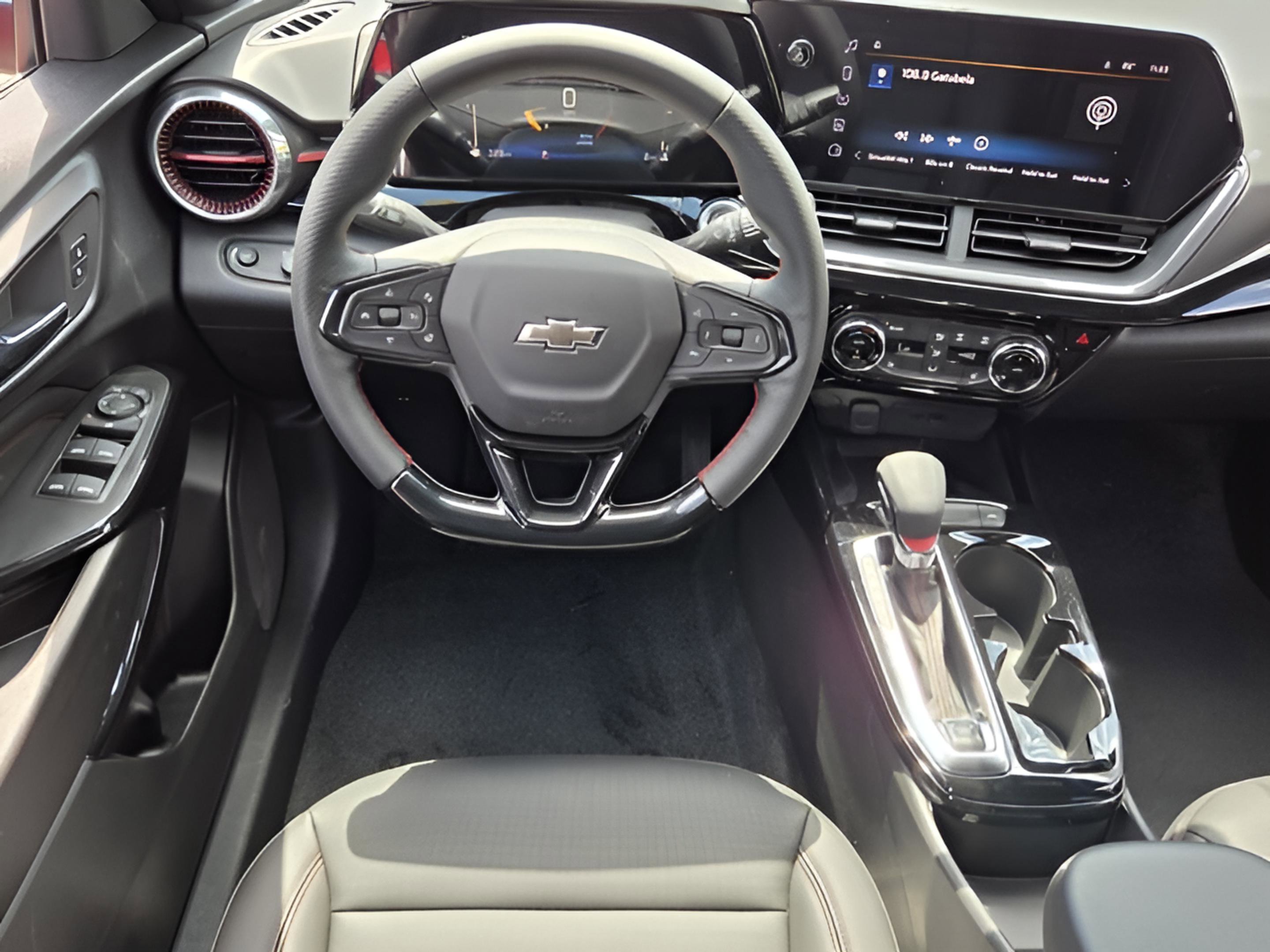 New 2026 Chevrolet Trax RS w/ Sunroof Package FWD image 23