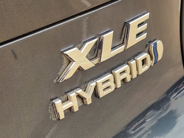 Used 2022 Toyota Venza XLE AWD/4WD image 7