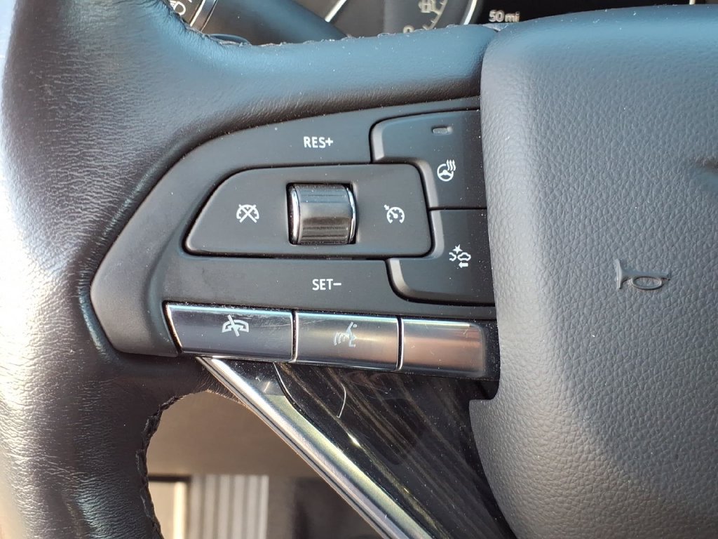 Used 2023 Cadillac XT6 Premium Luxury w/ Technology Package AWD/4WD image 21