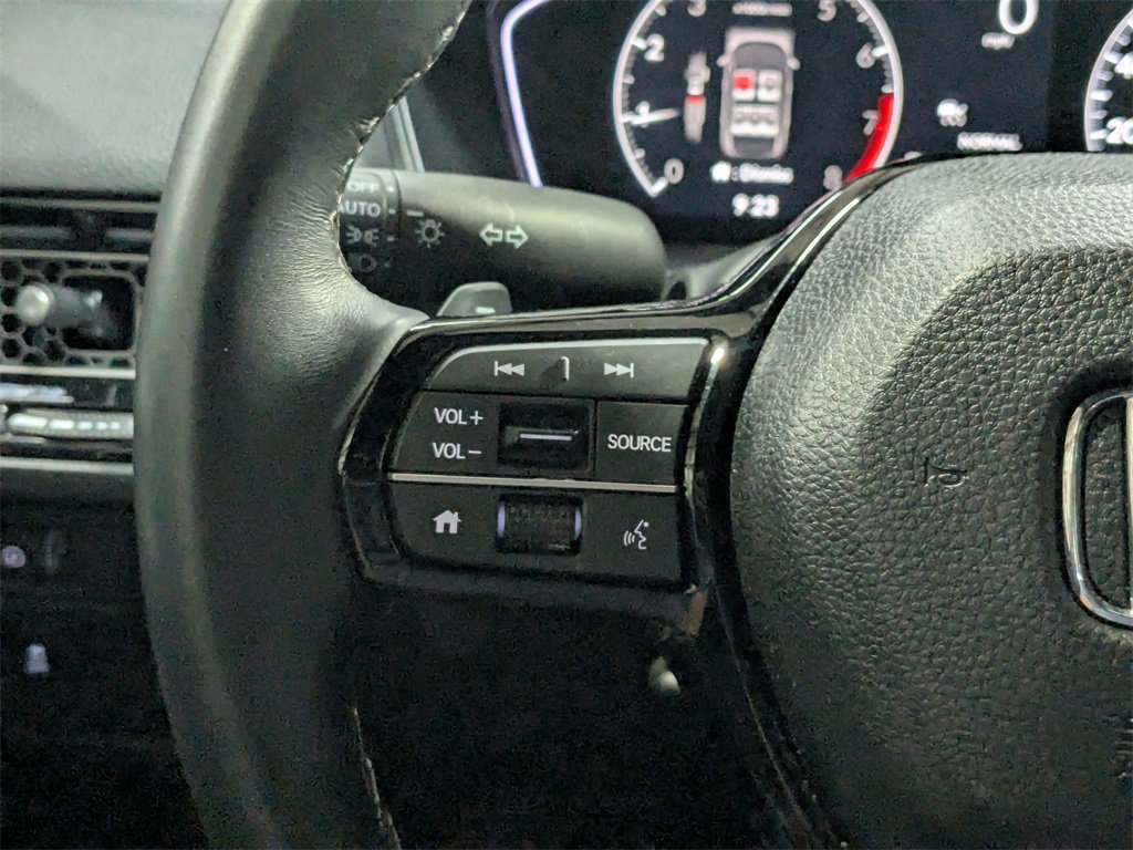 Used 2025 Honda Civic Sport image 14