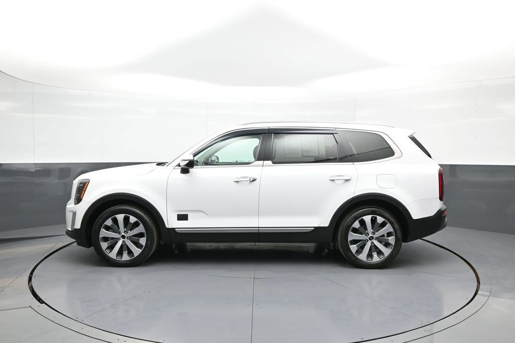 Certified 2022 Kia Telluride S AWD/4WD image 9