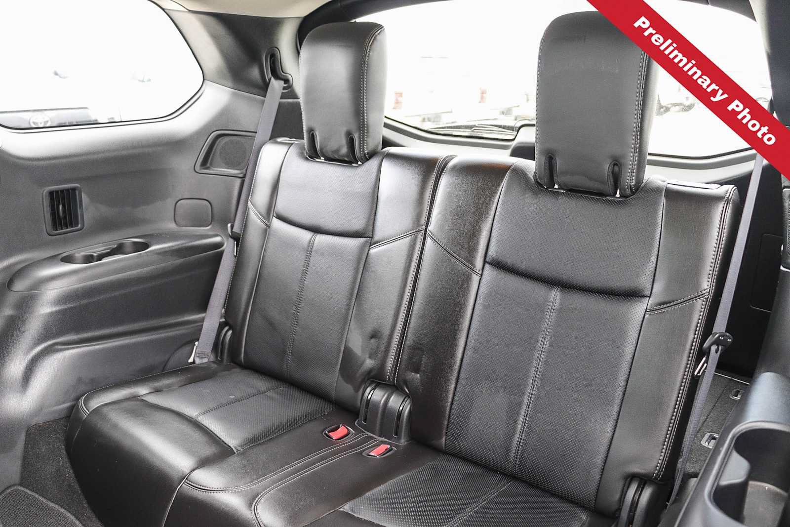 Used 2013 Nissan Pathfinder Platinum FWD image 14