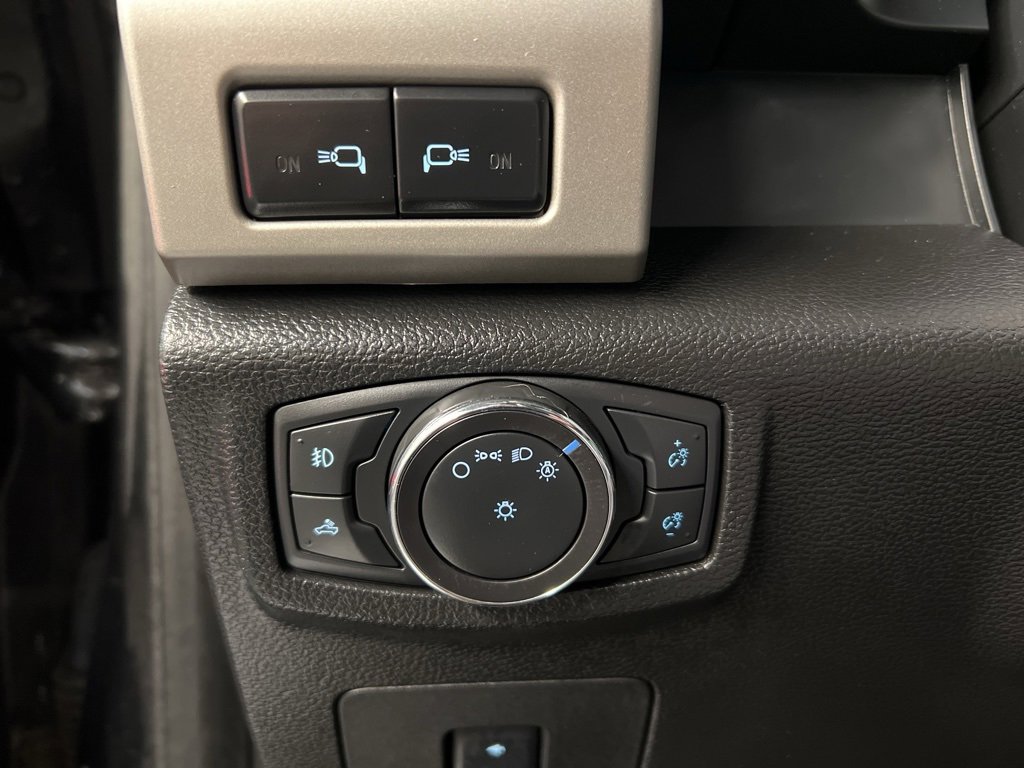 Used 2015 Ford F150 Lariat w/ Equipment Group 502A Luxury image 26