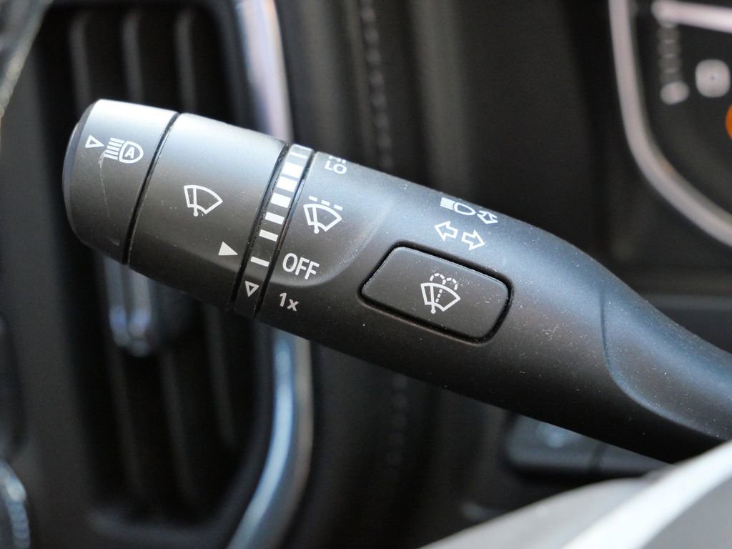 Used 2022 GMC Sierra 3500 Denali w/ Denali Ultimate Package image 28