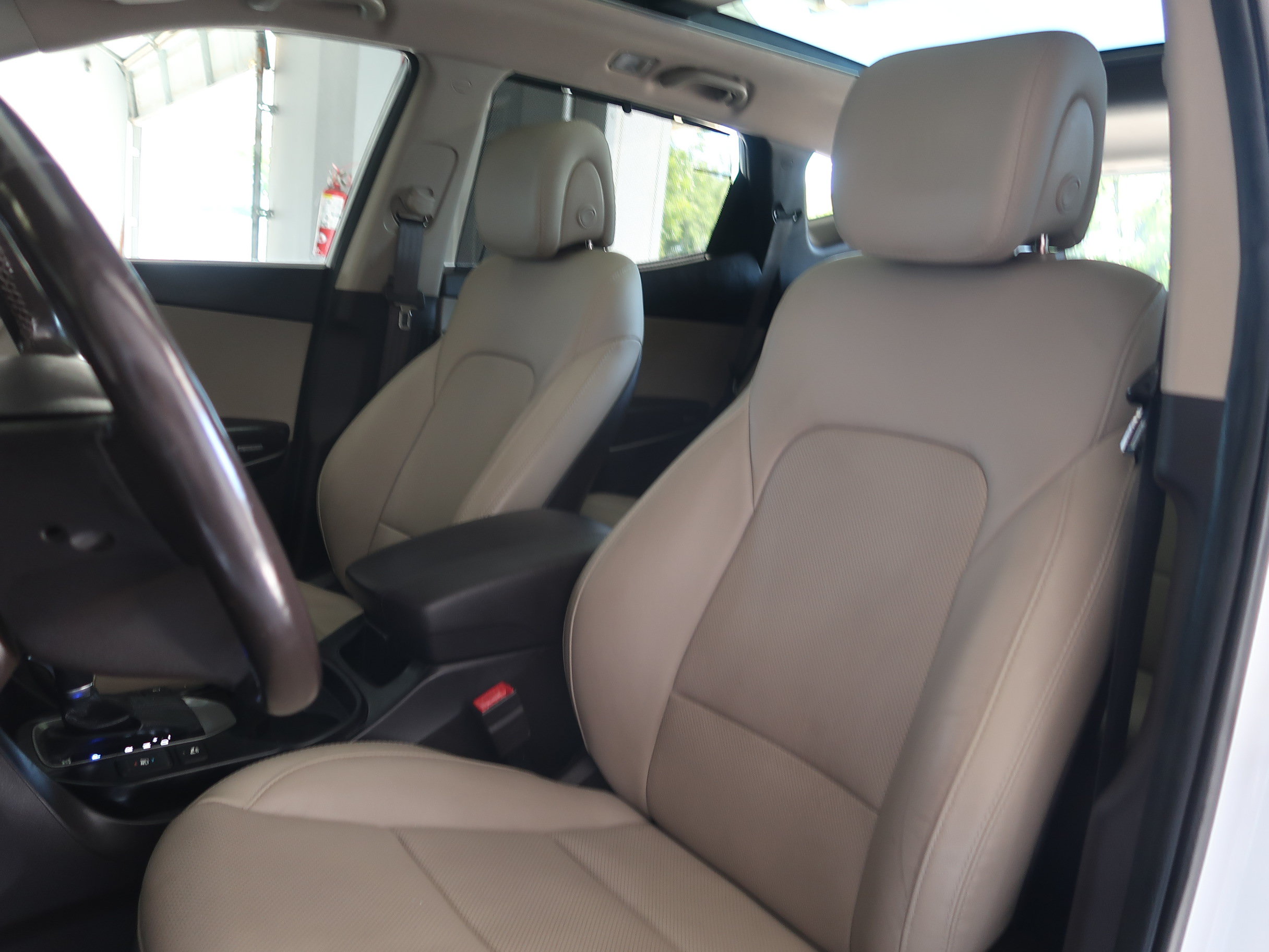 Used 2018 Hyundai Santa Fe Sport w/ 2.4L Tech Package 04 FWD image 30