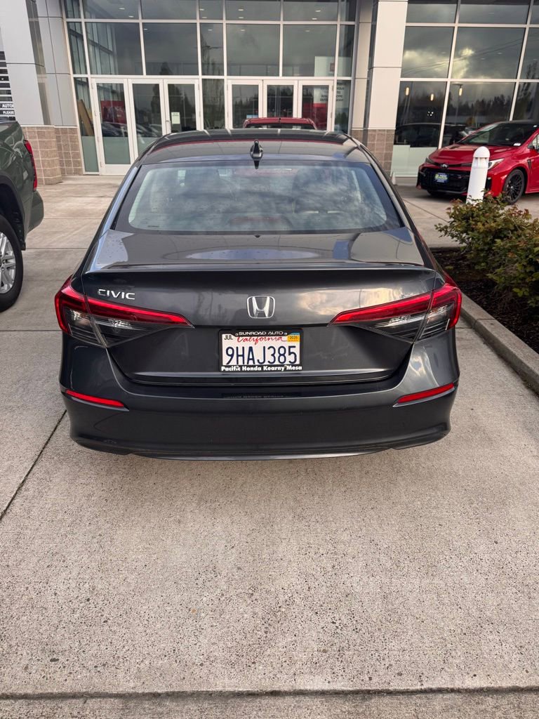 Used 2023 Honda Civic LX image 3