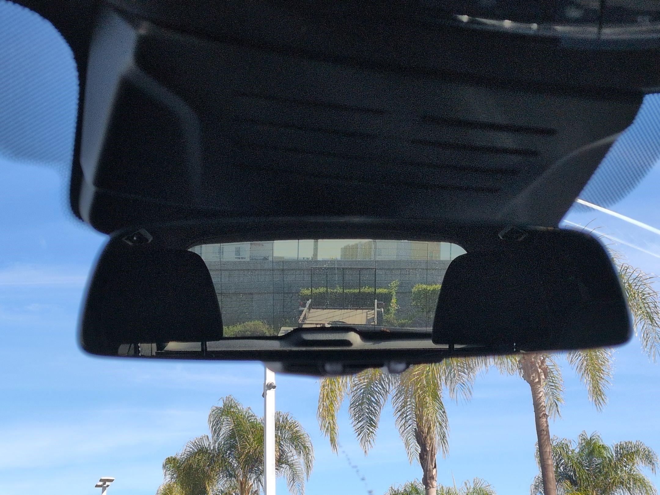 Used 2025 BMW X7 M60i AWD/4WD image 63