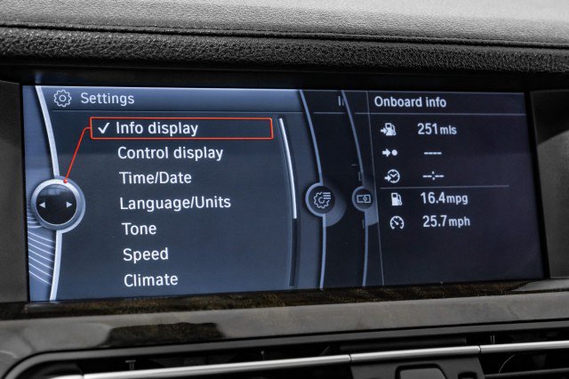 Used 2012 BMW 750i RWD image 32