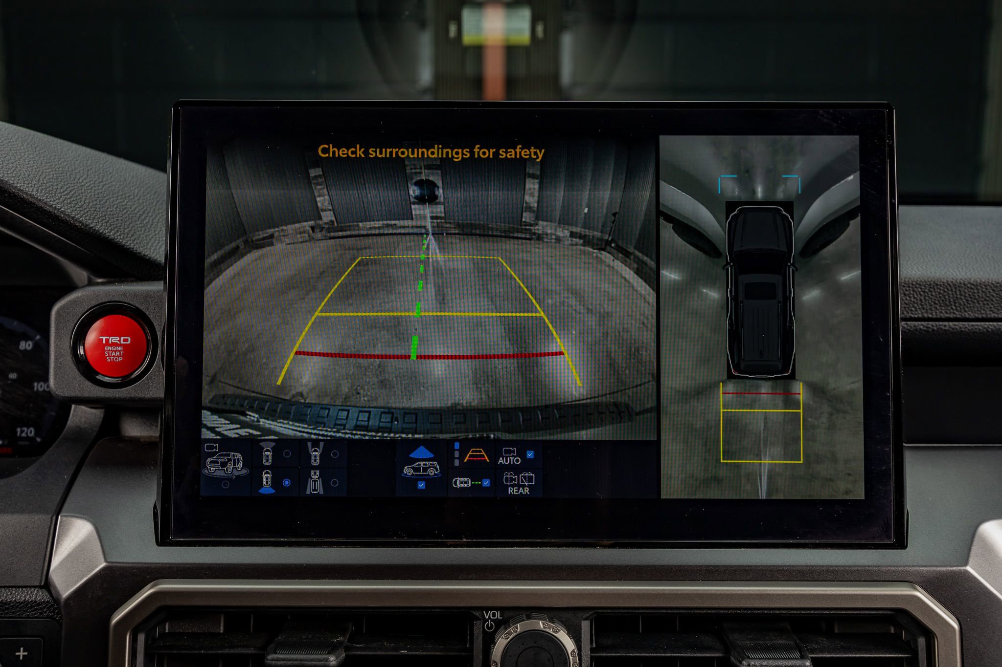 Used 2025 Toyota 4Runner TRD Off-Road Premium image 26