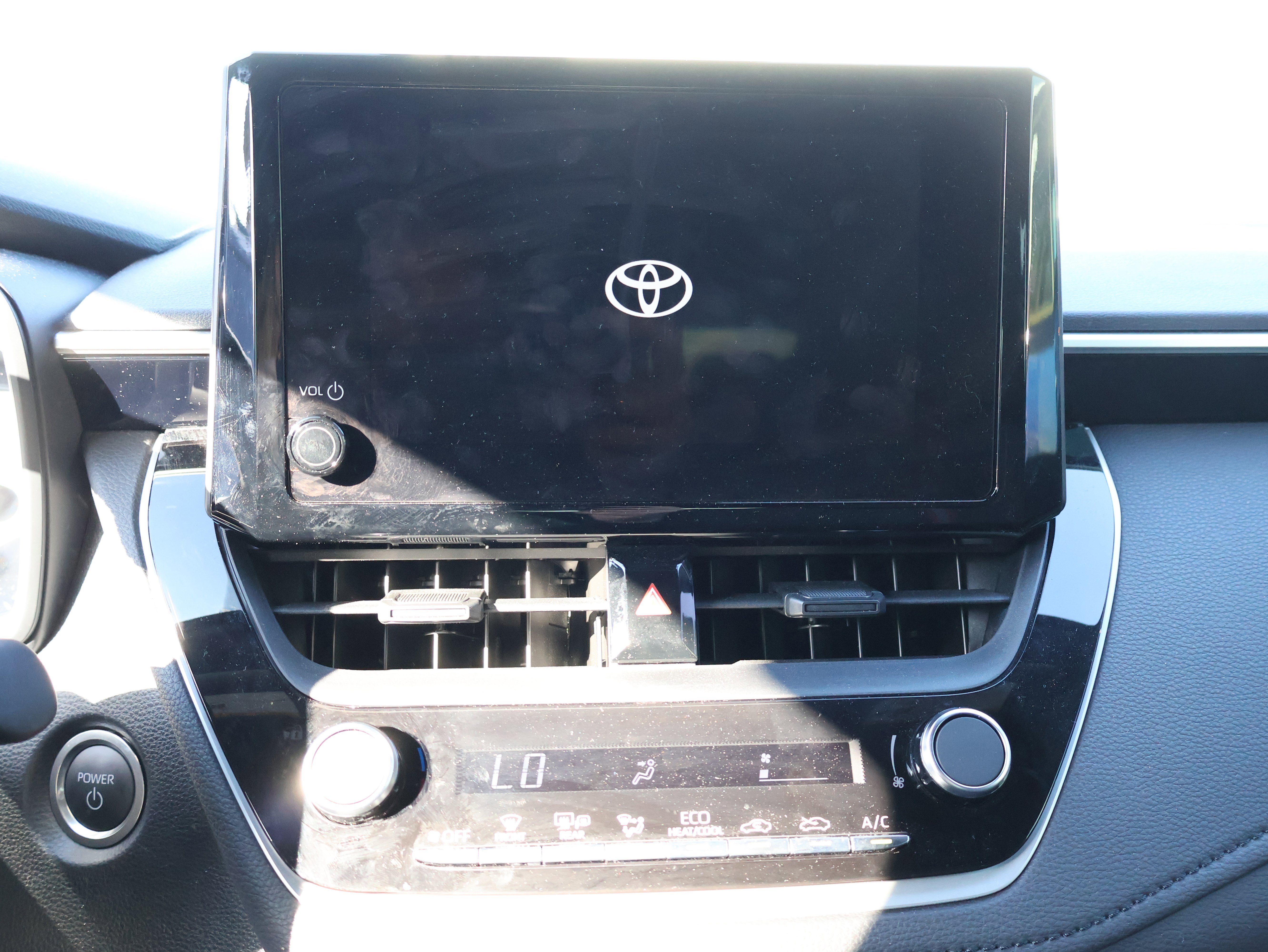 Used 2024 Toyota Corolla SE image 19