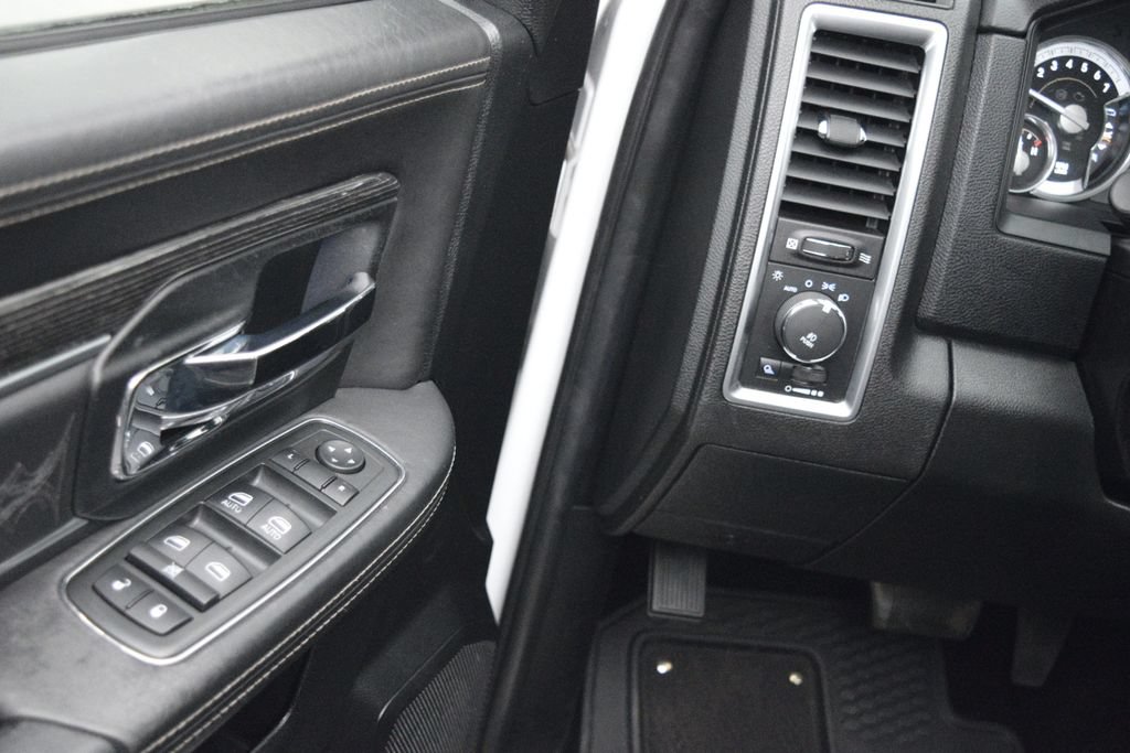Used 2014 RAM 1500 Limited AWD/4WD image 27
