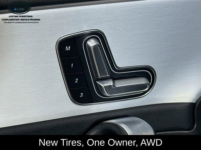 Used 2025 Mercedes-Benz CLA 250 4MATIC image 31